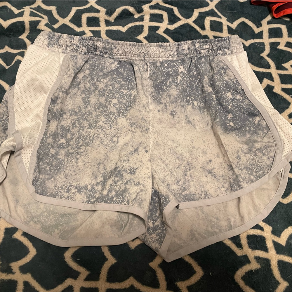 Old navy sport splatter speckled shorts